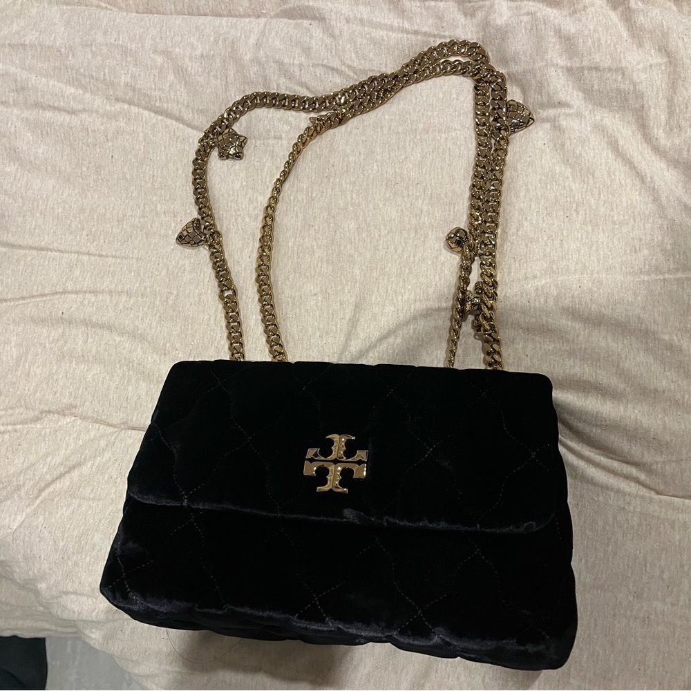 Tory Burch Black Quilted Shoulder Bag with Gold Chain